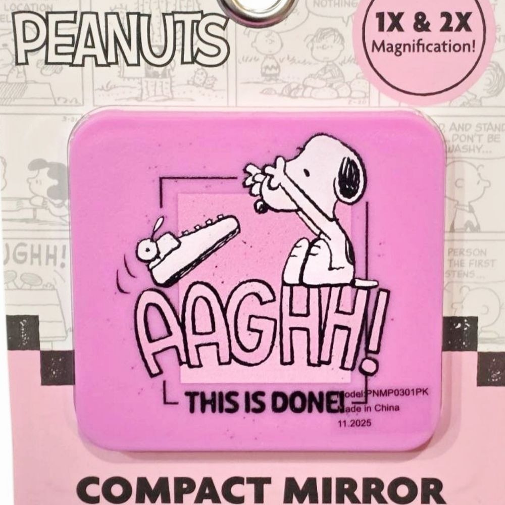 Peanuts Snoopy' "AAGHH THIS IS DONE", Compact Magnification Mirror